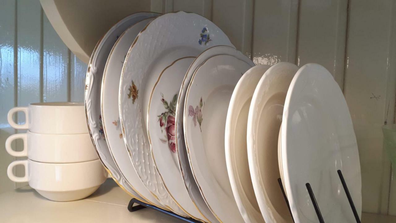 Pipowagen Overnachting Het Houten Huis Zaltbommel Esterno foto